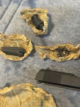 Colt 1911 cerca 1918 w/2 Slides & Parts - 10 of 15