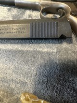 Colt 1911 cerca 1918 w/2 Slides & Parts - 14 of 15