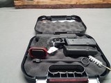 Glock 19 Used with box. 3Mags - 8 of 9