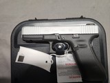 Glock 17 Gen 4 Custom - 4 of 6