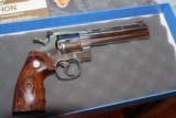 COLT PYTHON ELITE 1998 WITH BOX AND PAPER WORK AS WELL NAIR MINT FOR AGE STAINLESS BRIGHT ALL FACTORY....... - 7 of 13