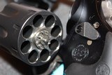 SMITH & WESSON327 M&P R-8 MINT NEW 2014 SAFE QUEEN COMPLETE PACKAGE,,,, - 3 of 9