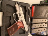SIG SAUER P220R ELITE 45 S.S. NEW MINT 8 ROUND - 3 of 13