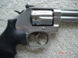 Smith & Wesson Model 617-6 K-Frame target revolver 6 - 6 of 6