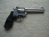 Smith & Wesson Model 617-6 K-Frame target revolver 6 - 2 of 6