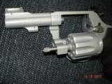 S&W Model 317-3 AirLite Target kit Gun .22LR. 3"BBl. D/A J-frame Revolver 8-Shot NIB - 6 of 10