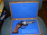 S&W Mod. 29-2 .44 Mag. MFG 1968 All target Opts. Even Coke target Stocks Cased Near mint - 11 of 15