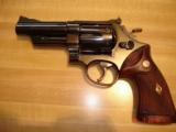 S&W Mod. 29-2 .44 Mag. MFG 1968 All target Opts. Even Coke target Stocks Cased Near mint - 1 of 15