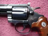 Colt Diamondback Blue 4" BBl. MINT MFG 1976 Target stocks - 3 of 11