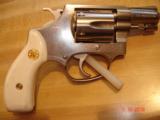 RARE S&W Mod. 631 .32H&R MAG 2" RB Stainless Near Mint - 3 of 12