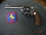 RARE Colt Officers Model Match Factory SA Only MFG 1959 Lettered Near Mint .38Spec. Walnut Full checkered Target stocks - 1 of 12