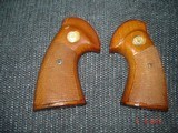 Colt Python 4"BBl. Bright Nickel MFG 1976 Excellent,Two sets of Grips Super Vintage Python - 7 of 15
