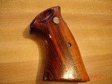 Smith & Wesson L Frame Smooth Goncalo alves Stocks Square Butt Vintage 1967-80 Excellent - 1 of 5