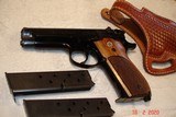 S&W Model 39 D/A Semi-Auto early model Mint, Blue, Factory Letter, 9m/m
luger ,3 Mags. EL Paso R/H Basket weave Holster - 5 of 14