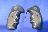 RARE, RARE COLT MANUFACTURED BUCKING COWBOY FINGER GROOVE GRIPS D-FRAME - 14 of 14