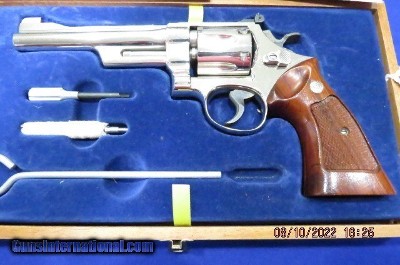 SMITH & WESSON MODEL 27 2, 357 MAGNUM, TRANSITIONAL