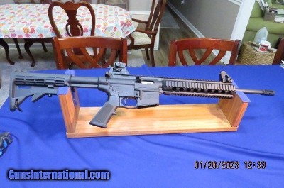 SMITH & WESSON M&P-22 AR STYLE