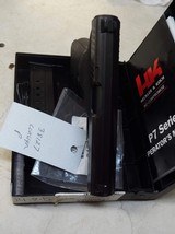 HECKLER
& KOCH P7 9MM IN EXCELLENT CONDITION WITH ORIGINAL CASE + MANUAL - 11 of 20