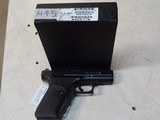 HECKLER
& KOCH P7 9MM IN EXCELLENT CONDITION WITH ORIGINAL CASE + MANUAL - 17 of 20