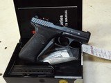 HECKLER
& KOCH P7 9MM IN EXCELLENT CONDITION WITH ORIGINAL CASE + MANUAL - 1 of 20