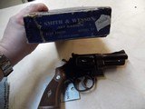 SMITH & WESSON MODEL 27 NO DASH, .357 MAGNUM 3.5" BARREL WITH BOX, IN EXCELLENT CONDITION - 14 of 20