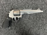 Smith & Wesson 629-6 Performance Center .44 mag - 2 of 5