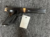 Colt Woodsman Match Target .22 w/ Original Box - 2 of 9