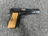 Excellent Browning Hi Power 9mm Mfg 1971 w/ 2 mags - 2 of 5