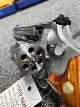 Smith & Wesson 648 Stainless 6