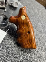 Smith & Wesson 648 Stainless 6