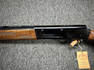 NIB Browning A5 Sweet Sixteen 16ga. 26