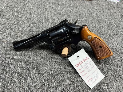 Smith & Wesson 48-4 .22 WMR 4
