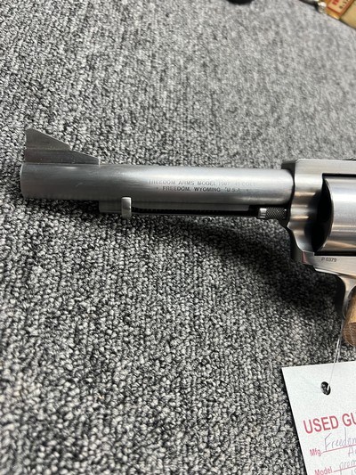Freedom Arms 1997 Premier .45 Colt 5.5 - Image 5 of 9