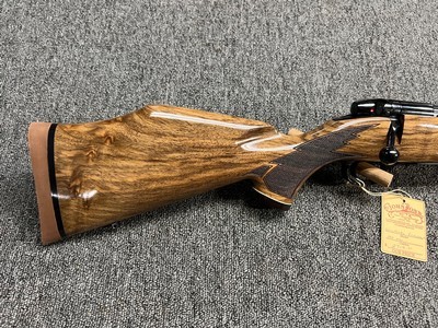 Weatherby Mark V Varmintmaster .224 Weatherby 24