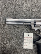 Smith & Wesson 617-4 10 shot .22LR w/ box and extra grips - Image 3 of 7