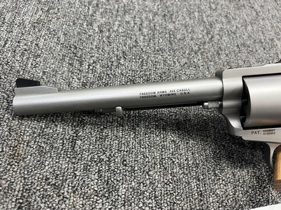 Freedom Arms 83 Field Grade .454 Casull - Image 5 of 6