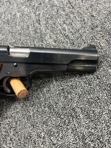 Clean Smith & Wesson 52-2 .38 Special Wadcutter w/ box & 2 mags - Image 6 of 7