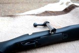 WINCHESTER 70 HEAVY VARMINT 22-250 - 7 of 10