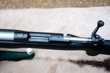 WINCHESTER 70 HEAVY VARMINT 22-250 - 4 of 10