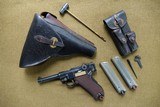 EXCEPTIONAL DUTCH KOL LUGER WITH RARE ACCESSORIES - 1 of 14