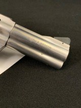 Smith & Wesson Model 60 ~ .357 Magnum - 6 of 10