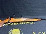 Weatherby Mark V ~ .300 wby mag - 3 of 13