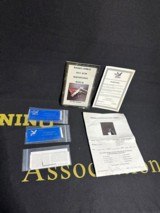 Wilson CQB 1911 ~ .45acp w/ .22 conversion slide - 6 of 8