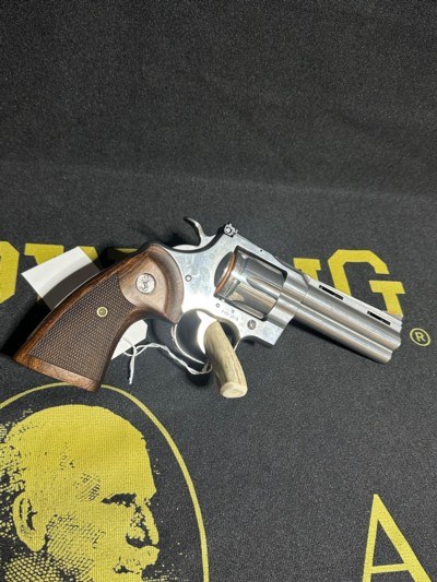 Colt Python
.357 Magnum Stainless