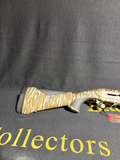 Browning Maxus II ~ 12 gauge - Image 2 of 15