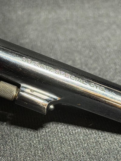 Smith & Wesson 10-5 ~ .38 special - Image 4 of 7