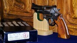 S&W Model 624,
4"inch, .44 Special First Year Production NIB ...AKA"
The Model of 1985 .44 Target Stainless. - 1 of 12