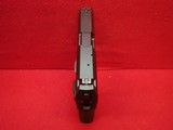 HK USP 40 Compact .40 S&W 3.5"bbl Semi Automatic Pistol w/Case - 10 of 17