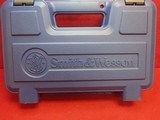 Smith & Wesson "Distinguished Combat Magnum" Model 586-6 .357 Magnum 6" Barrel Blued Finish w/Box ***SOLD*** - 22 of 22