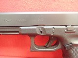 Glock 17 Gen 4 9mm 4.5" Barrel Semi Auto Pistol Night Sights w/17rd Mag ***SOLD*** - 9 of 18